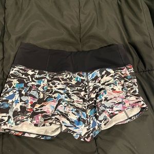 Lululemon Speed Up Short Size 6 Long (4inches)